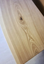 Load image into Gallery viewer, ARTISAN "Saarni" sohvapöytä