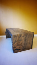 Load image into Gallery viewer, ARTISAN "Dark Oak II" sohvapöytä