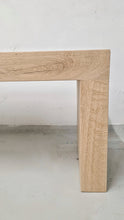 Load image into Gallery viewer, ARTISAN "Beam" Raw Oak penkki