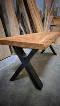 Load image into Gallery viewer, ARTISAN 'Oak" eläväreunainen penkki