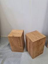 Load image into Gallery viewer, ARTISAN "Kuutio" yöpöytä/jakkara