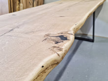Load image into Gallery viewer, ARTISAN "Raw Oak" ruokapöytä