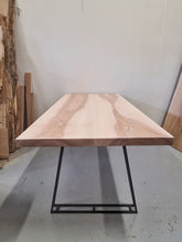 Load image into Gallery viewer, ARTISAN "Saarni" ruokapöytä