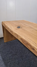 Load image into Gallery viewer, ARTISAN "Oak II" sohvapöytä