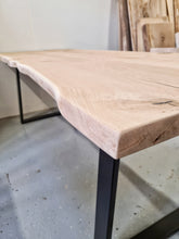 Ladda bilden i Galleri Viewer, ARTISAN &quot;Raw Oak&quot; dining table