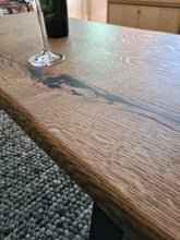 Ladda bilden i Galleri Viewer, ARTISAN &quot;Dark Oak&quot; coffee table