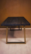 Ladda bilden i Galleri Viewer, ARTISAN &quot;Hiili&quot; dining table