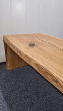 Ladda bilden i Galleri Viewer, ARTISAN &quot;Oak II&quot; coffee table